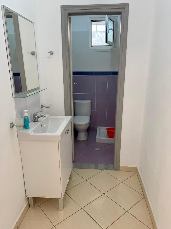 Vaso Apts Sarande Luaran gambar