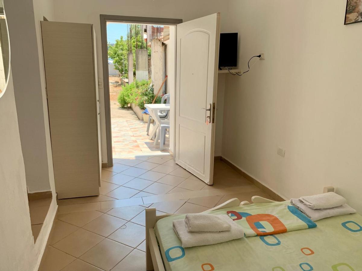 Vaso Apts Sarande Luaran gambar
