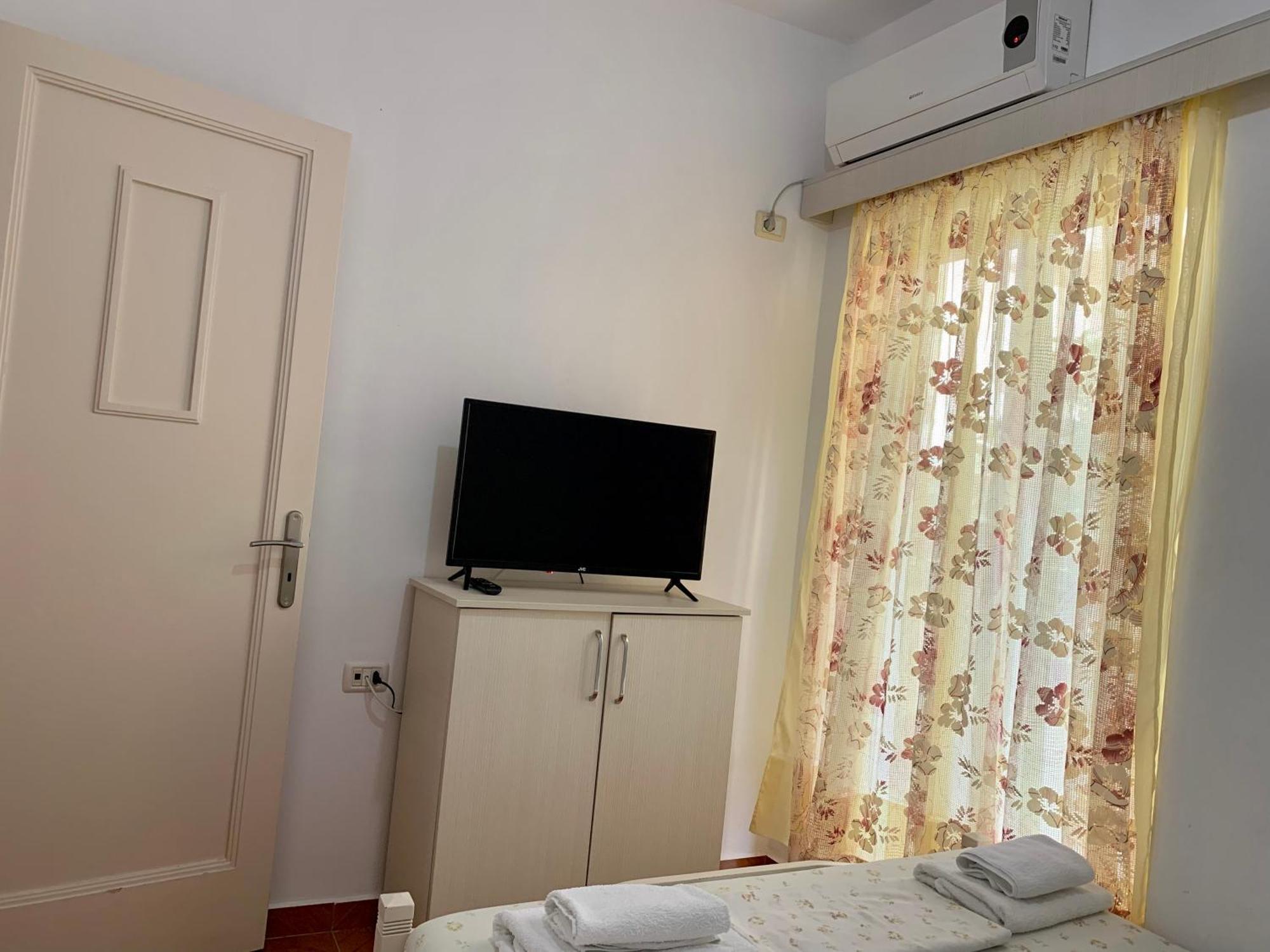 Vaso Apts Sarande Luaran gambar