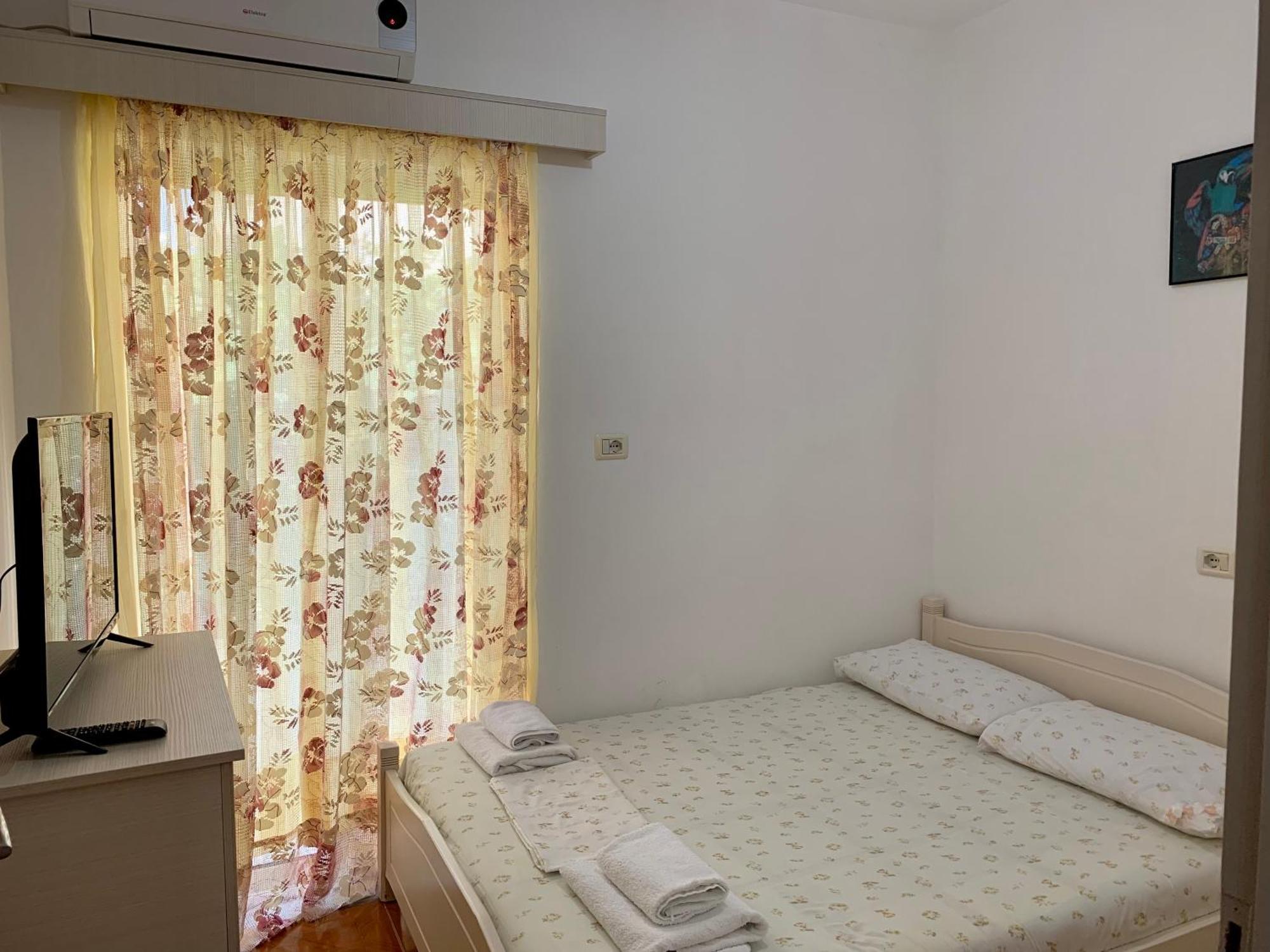 Vaso Apts Sarande Luaran gambar